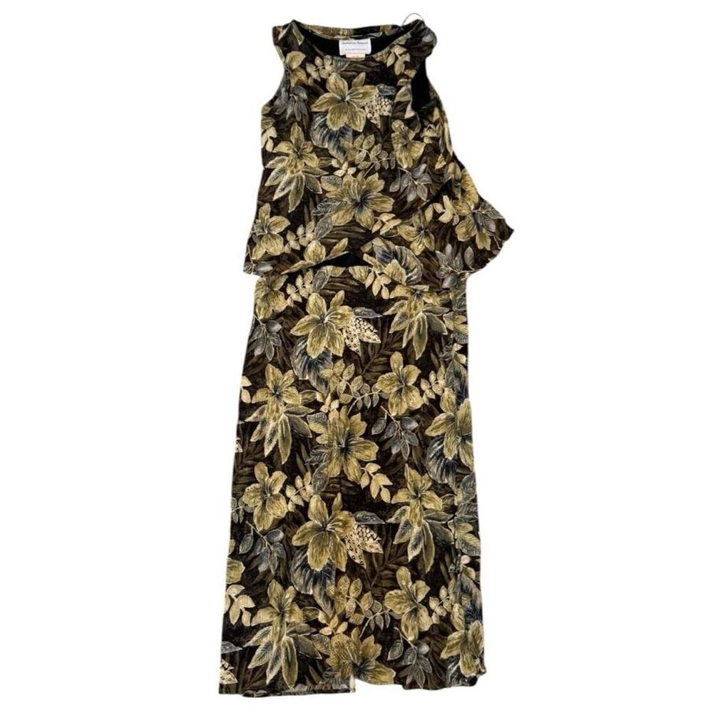 Appropriate Behavior Y2K green lead floral maxi dress with ruffle details
